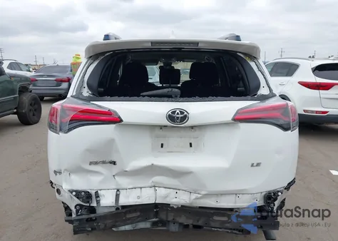 2017 Toyota Rav4 Le z USA, uszkodzony, nr VIN JTMZFREV3HJ124333